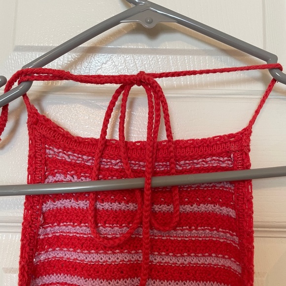 Urban Outfitters Millie Crochet Cropped Halter Top - Picture 8 of 9